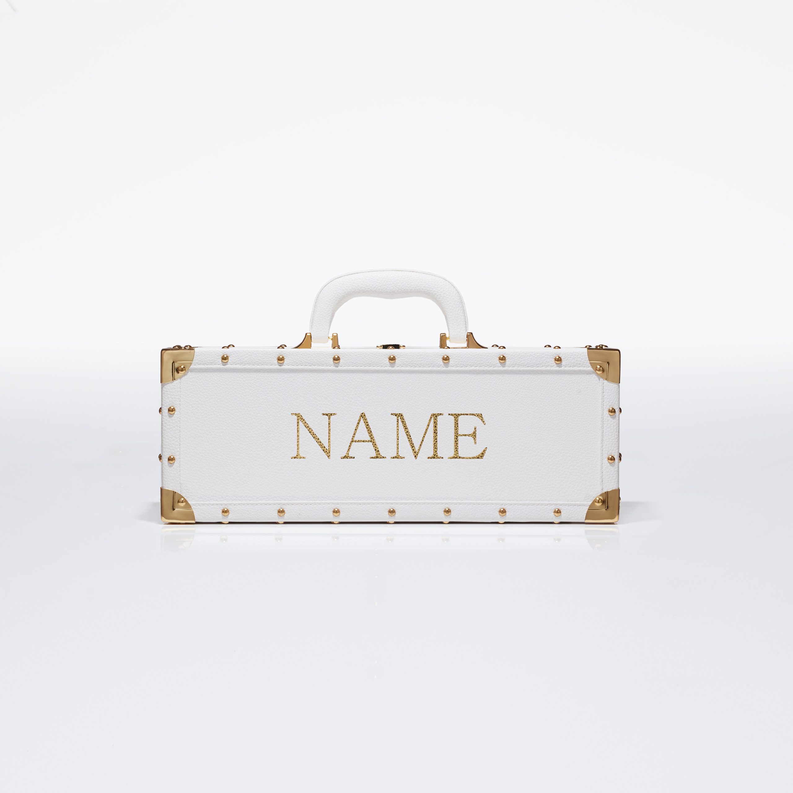 銀座旗艦店限定 Retail Boxに<br>名前を刻印する『Name Gift』サービスを開始！